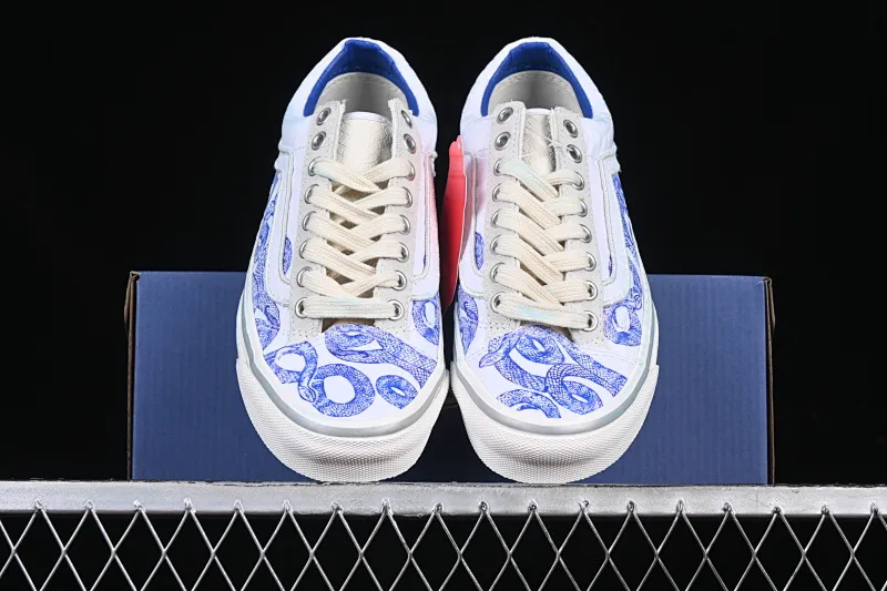 All categories Vans Vans series Vans Low Vans low-top Vans Old Skool Year of the Snake limited low-top casual sneakers VN000D57CDA